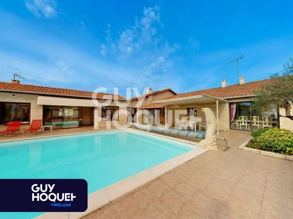 Maison de 200m2, piscine, garage, au calme