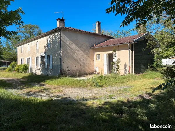 Maison de 4 chambres située à BELIN-BELIET (33830) - Quartier calme - 126 m² de surface habitable - 