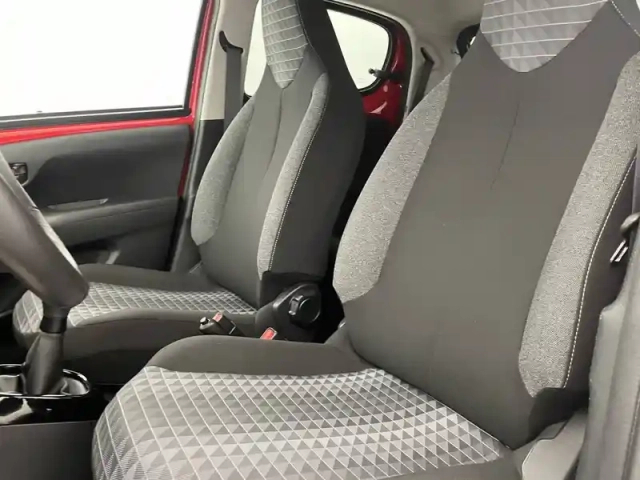 Peugeot 108 vti 72ch s&amp;s bvm5 — photo 14