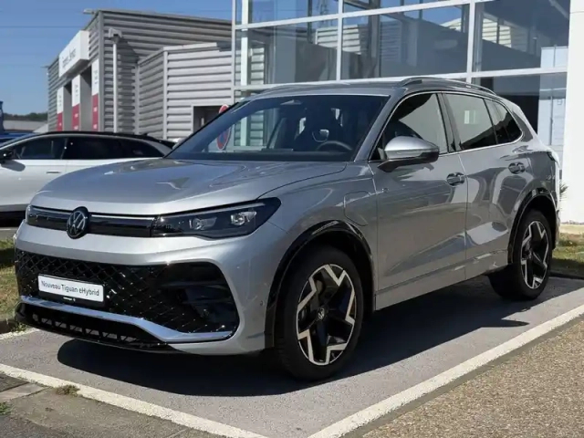 Volkswagen Tiguan 1.5 ehybrid 204ch dsg6 — photo 6