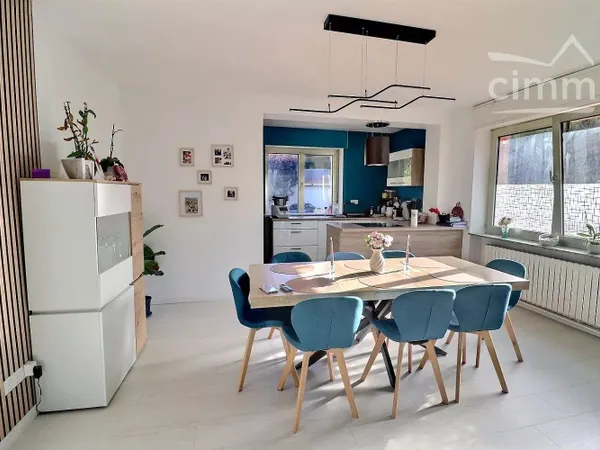 Appartement T4 de 97.72 m² avec jardin et garage à FORBACH