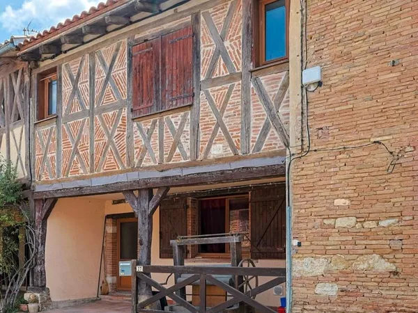 MAISON MEDIEVALE A COLOMBAGES 177m² AVEC TERRASSE