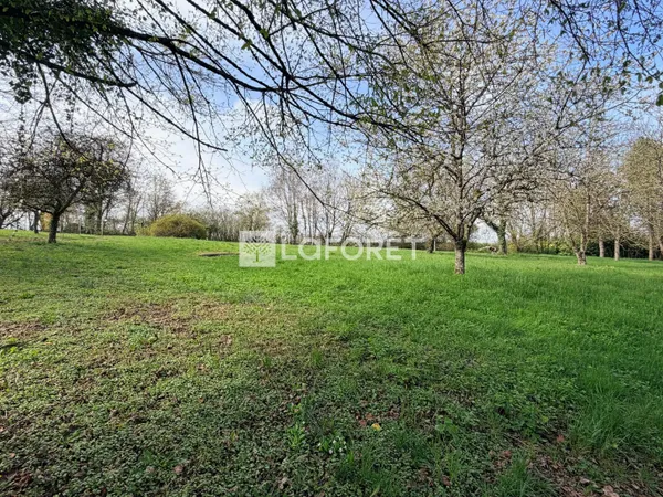 Terrain 5010 m²