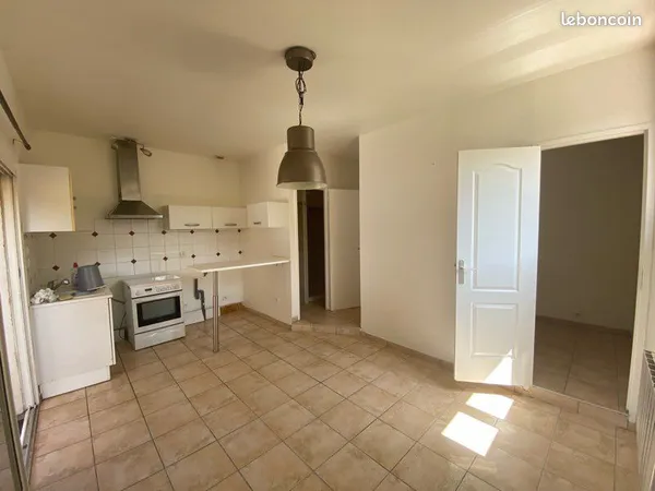Location studio à Marguerittes
