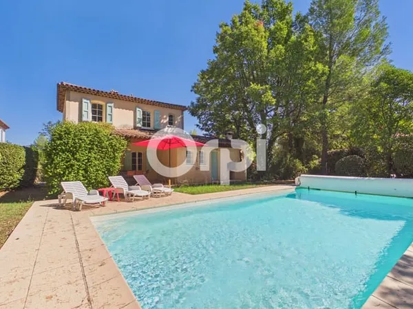 Maison 5 pièces 104 m²
