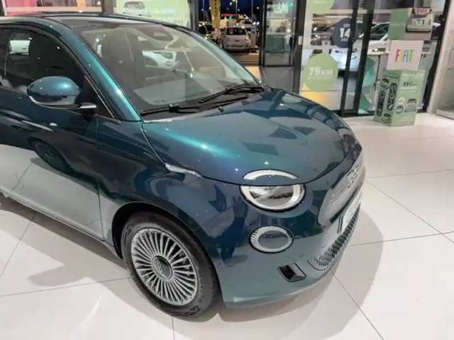 Fiat 500 e 95 ch — photo 95