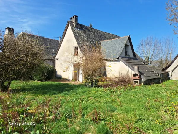 Maison Vente Saint-Santin-Cantalès 4p 116m² 138000€