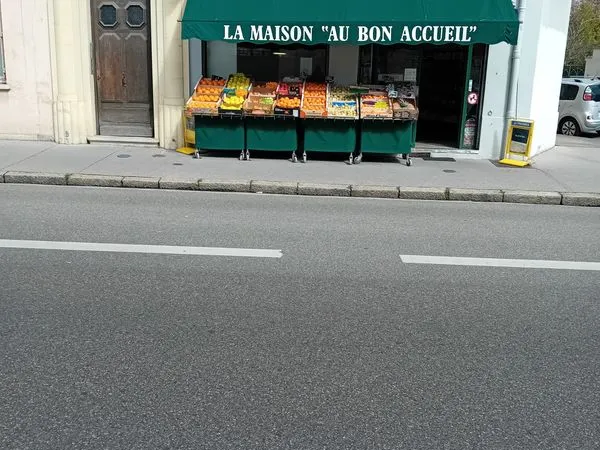 À VENDRE - Fonds de commerce Supérette Lyon 3e