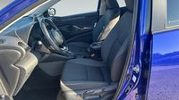 Toyota Yaris 116h Design 5p — photo 9