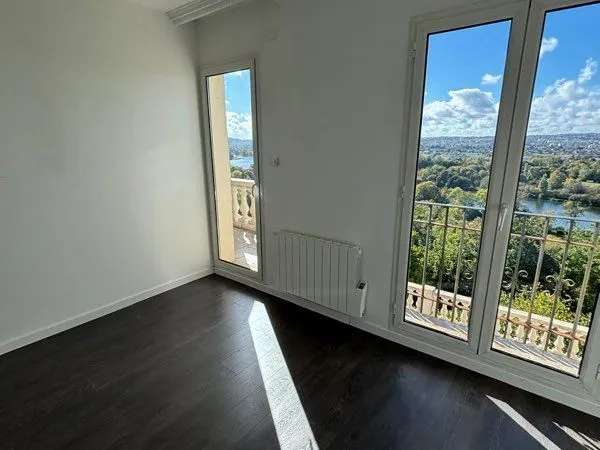 RARE À LIMAY - Superbe F3 avec vue imprenable sur la Seine