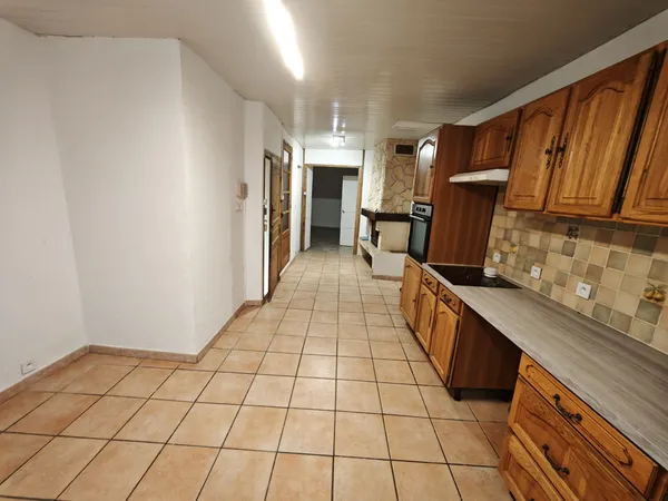 Maison de Village de type 3 avec cave.