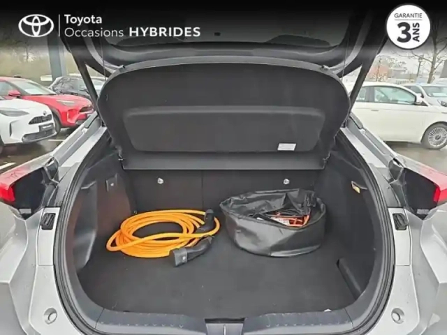 Toyota C-Hr 2.0 hybride rechargeable 225ch design my25 — photo 10