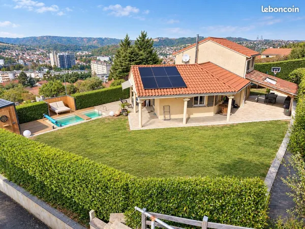 Maison familiale 175 m² - Piscine - Terrain 1 000 m²
