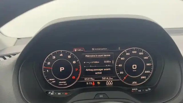 Audi Q2 35 tdi 150 s tronic 7 s line — photo 10