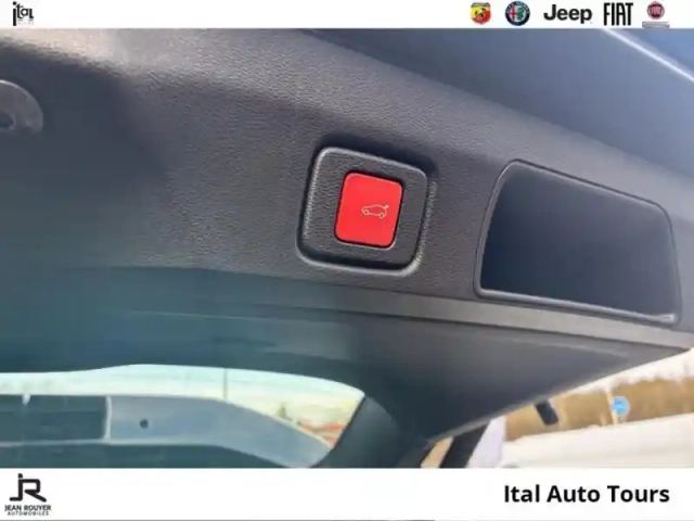 Jeep Compass electrique 213ch 157kw altitude prime cee de 3600? déduite — photo 12