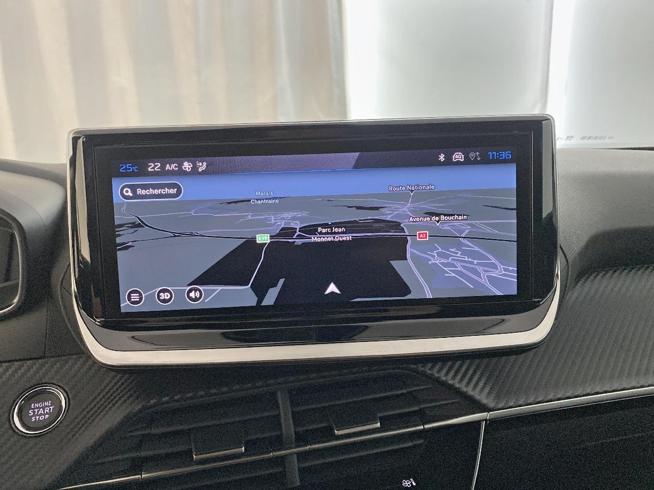 Peugeot 2008 hybrid 145 ch e-dcs6 allure — photo 14