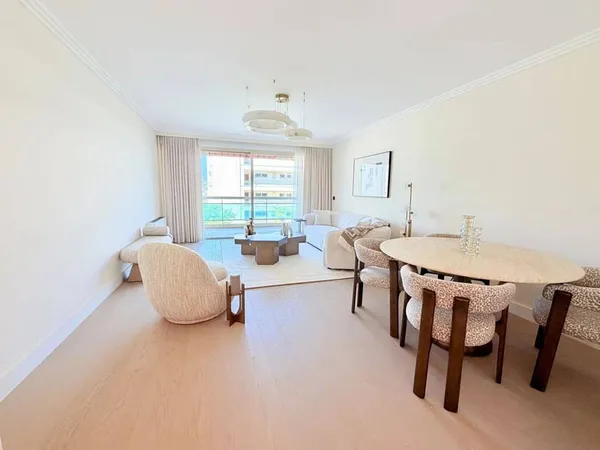 Appartement 4 pièces 95 m²