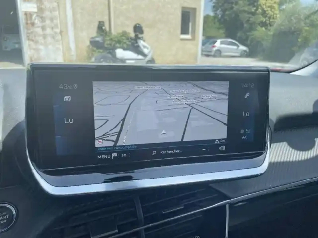 Peugeot 2008 puretech 130 s&amp;s bvm6 — photo 27