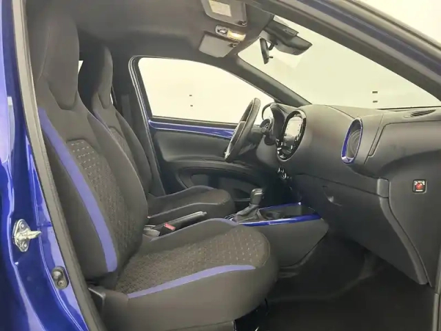 Toyota Aygo x 1.0 vvt-i 72 s-cvt — photo 48
