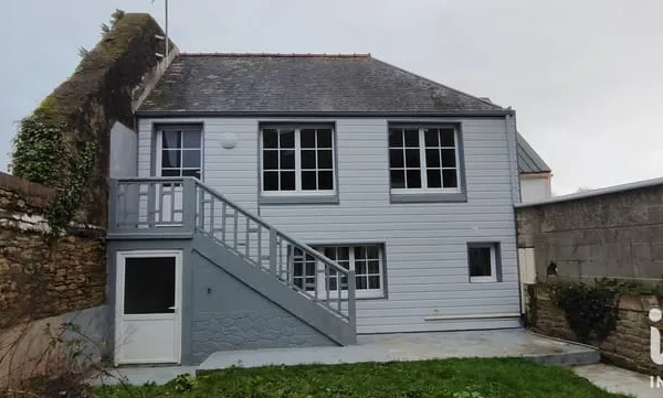 Maison 2 pièces 56 m²
