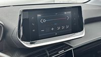 Peugeot 208 1.2 PureTech 100ch S&S Style — photo 13