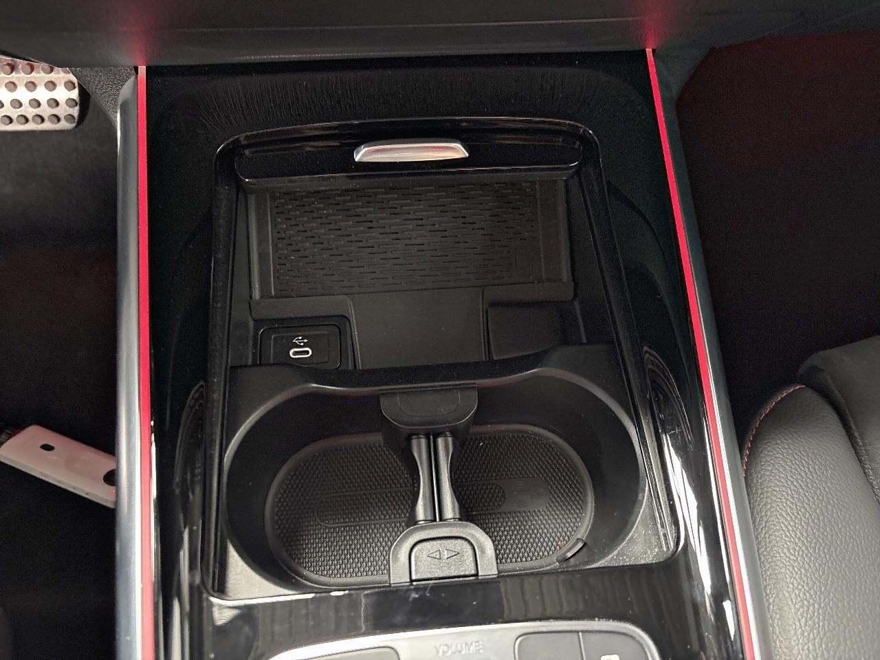 Mercedes Classe B 200 d 8g-dct amg line edition — photo 24