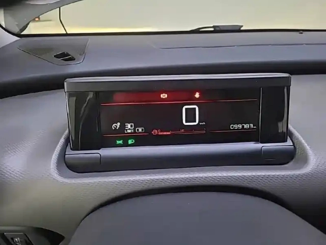 Citroën C4 cactus puretech 110 s&amp;s bvm6 — photo 3