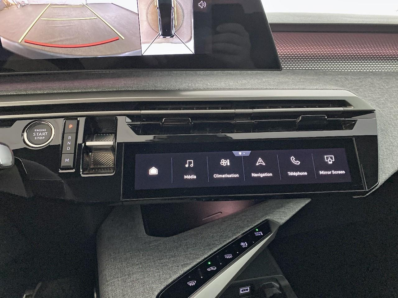 Peugeot 5008 hybrid 145 ch e-dcs6 gt — photo 17