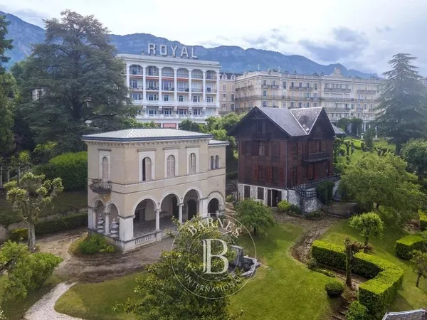BARNES AIX LES BAINS - PROPRIÉTÉ HISTORIQUE - PARC ARBORÉ - DÉPENDANCES