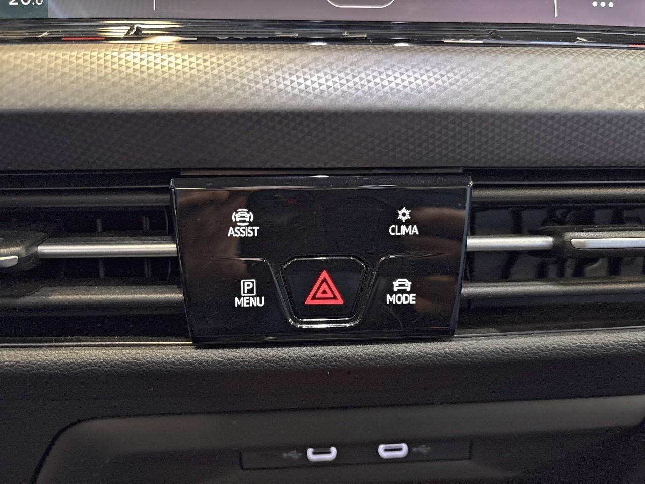 Jeep Compass 1.4 i multiair ii 140 ch bvm6 limited — photo 22
