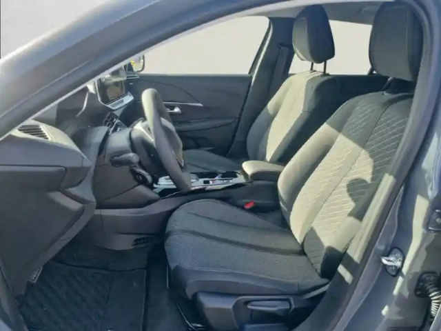 Peugeot 208 electrique 50 kwh 136ch — photo 31