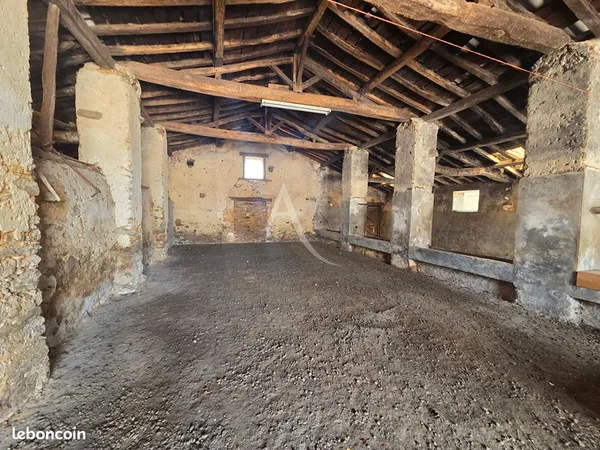 Bâtiment 180 m² APREMONT