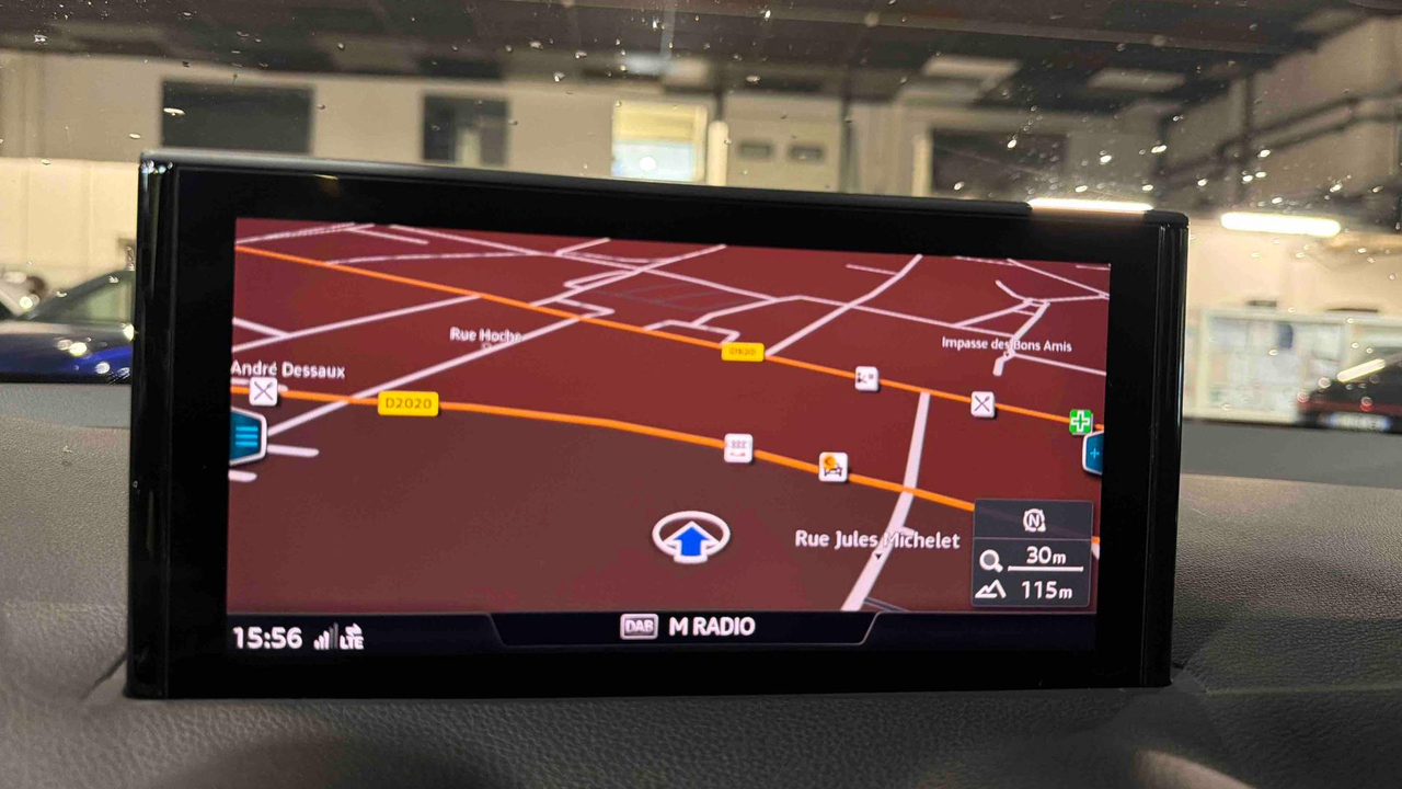 Audi Q2 35 TFSI 150 S tronic 7 — photo 12