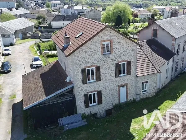 Propriété 8 pièces 193 m²