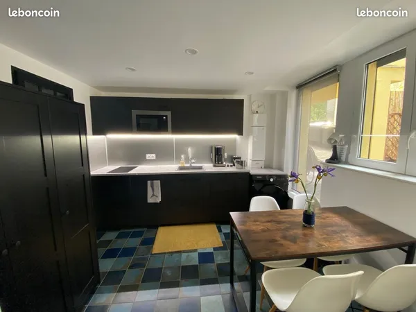 Studio 1 pièce 20 m²