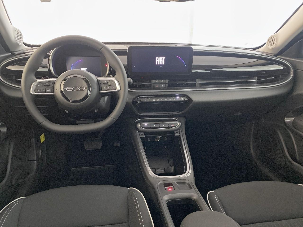 Fiat 600 t-gen 3 1.2 hybrid 145ch edct6 pop — photo 8