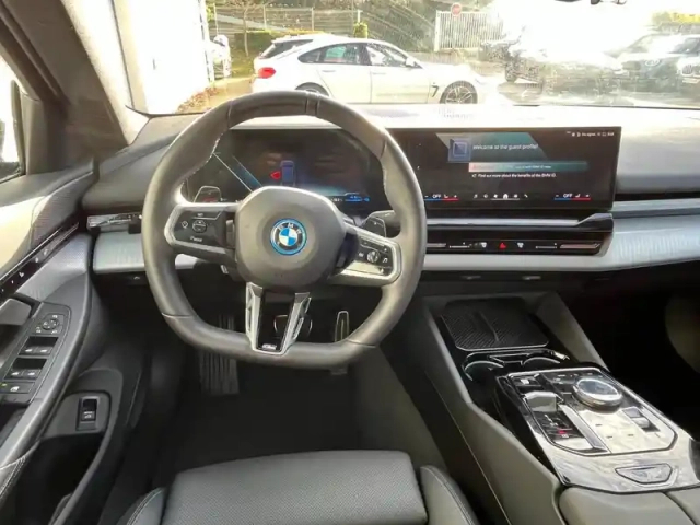 Bmw Serie 5 série 5 530e 299ch m sport xdrive — photo 33