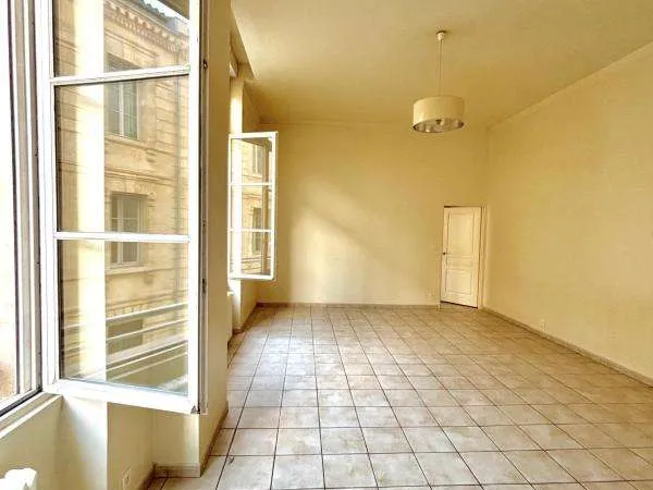 Appartement 2 pièces 58 m²