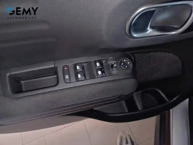 Citroën C3 Aircross puretech 130 s&amp;s eat6 — photo 52