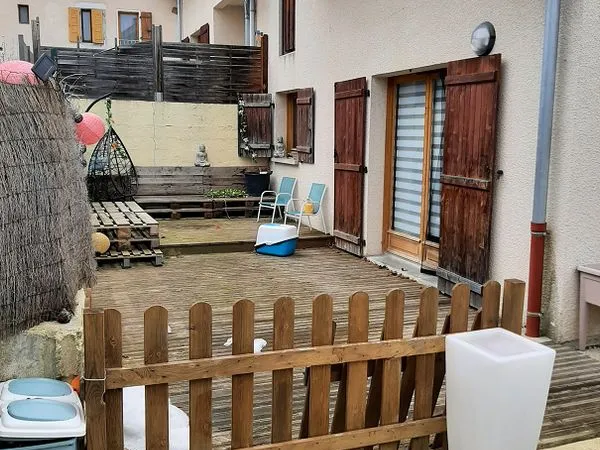 T4 avec cave et jardin proche Annecy 1450