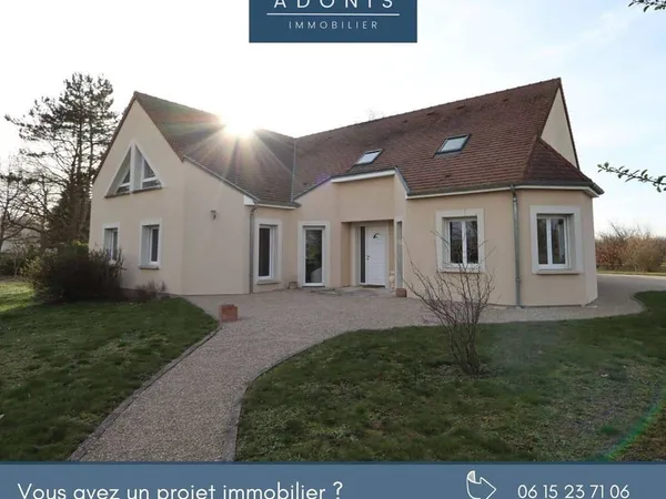 Maison 10 pièces 255 m²