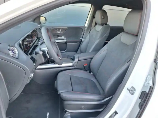 Mercedes Classe B 200 d amg line — photo 26