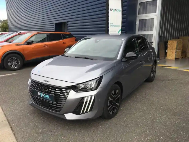 Peugeot 208 100 s&amp;s bvm6 — photo 1