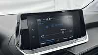 Peugeot 208 1.2 PureTech 75ch S&S Active Pack — photo 13