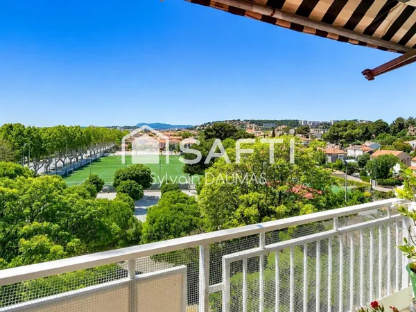 T3 lumineux avec 2 grandes chambres et dressing Quartier Les Routes