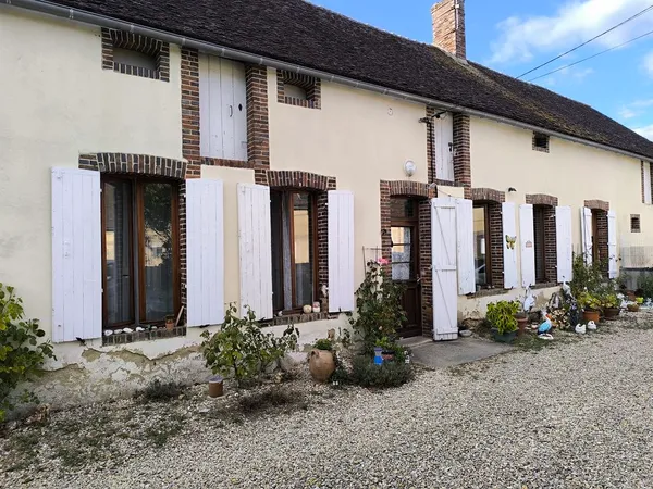 longères de 130m² a 15 km de la gare de Migennes