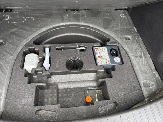 Ford Kuga 1.5 flexifuel-e85 150ch stop&amp;start vignale 4x2 bva euro6.2 — photo 10