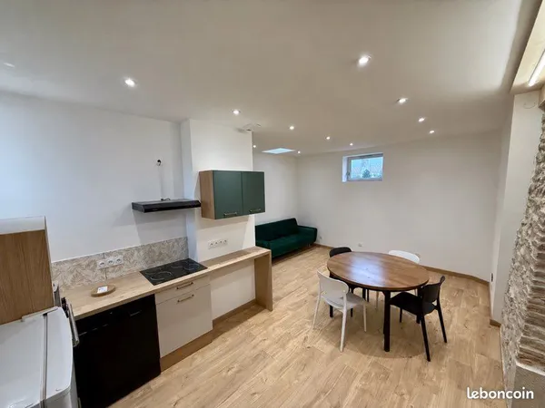 T2 45m2 + 20m2, DPE B, Clim, tout confort, Vues Monuments, Calme au centre-ville