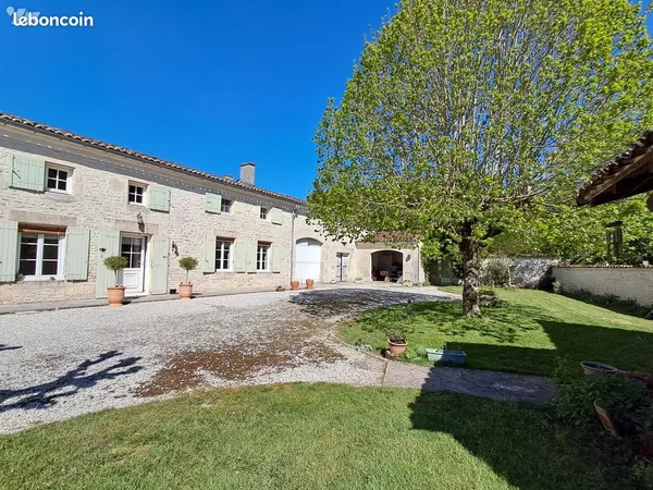 Maison 6 pièces 157 m²
