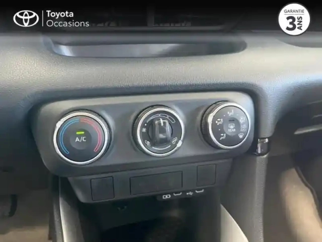 Toyota Yaris 120 vvt-i dynamic business 5p mc24 — photo 9